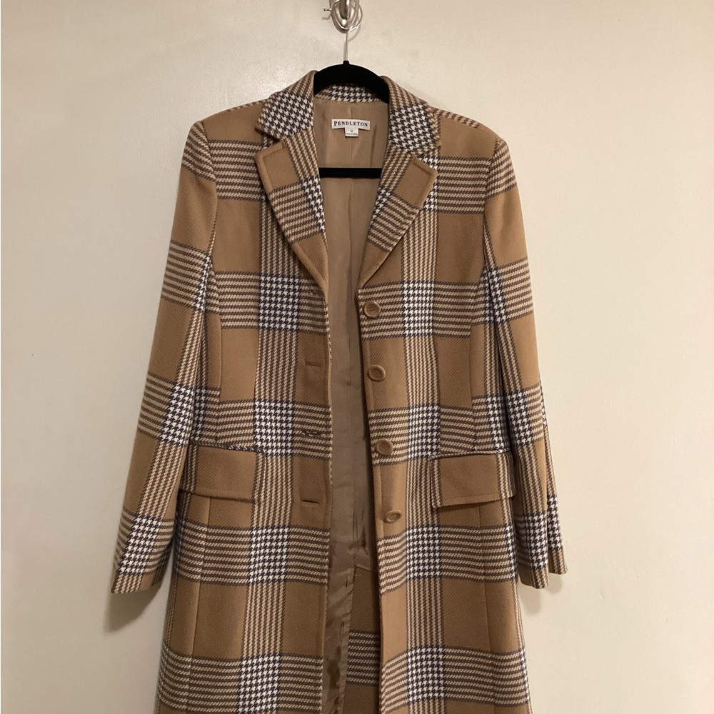 Pendleton Women's Plaid Lombard Wool Walker Coat - Picture 6 of 9